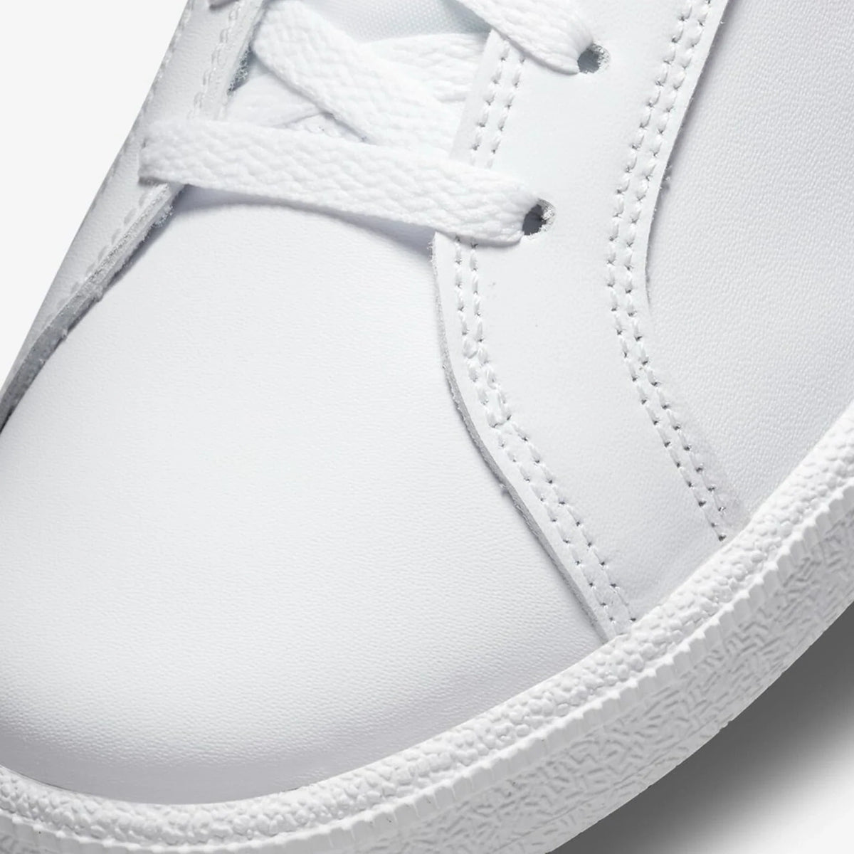 Nike Court Royale 'White Black'