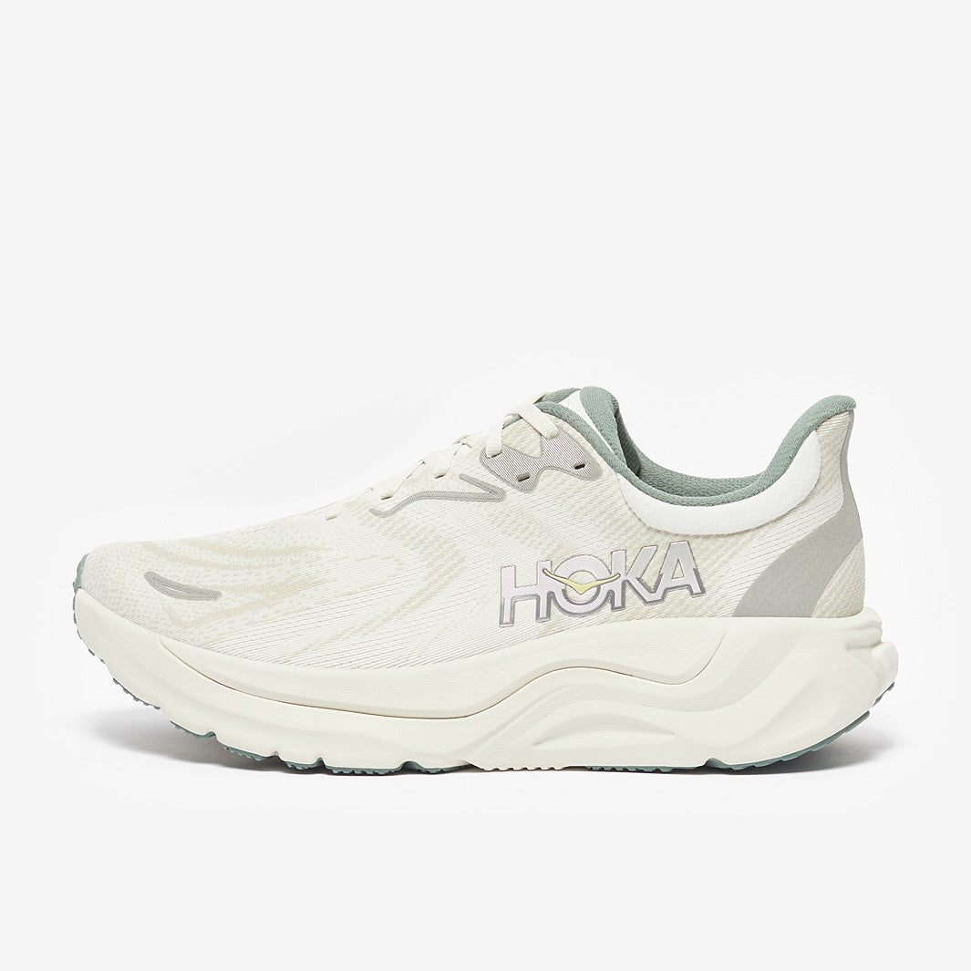 Hoka Arahi 8