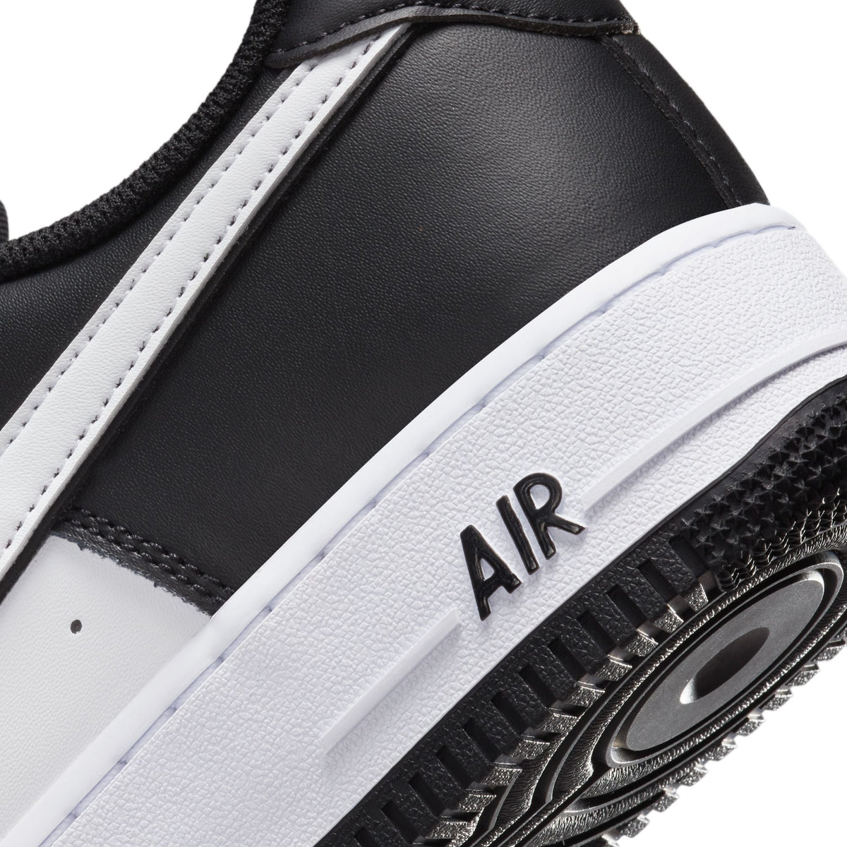 Air Force 1 '07 Sneakers - Premium Brand Shoes for Men and Women