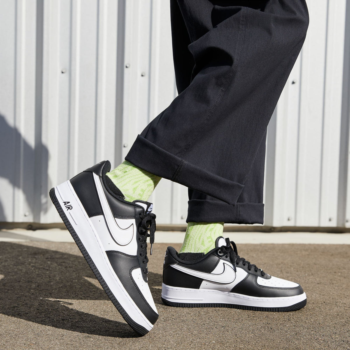 Air Force 1 '07 Sneakers - Premium Brand Shoes for Men and Women