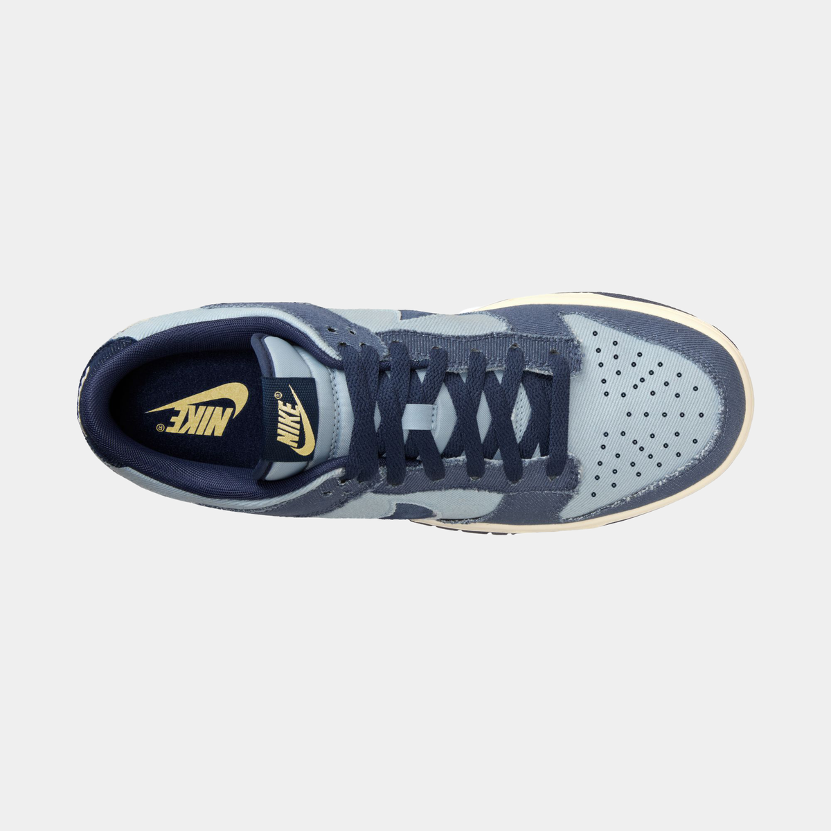 Dunk Low Retro SE Sneakers - Premium Brand Shoes for Men and Women