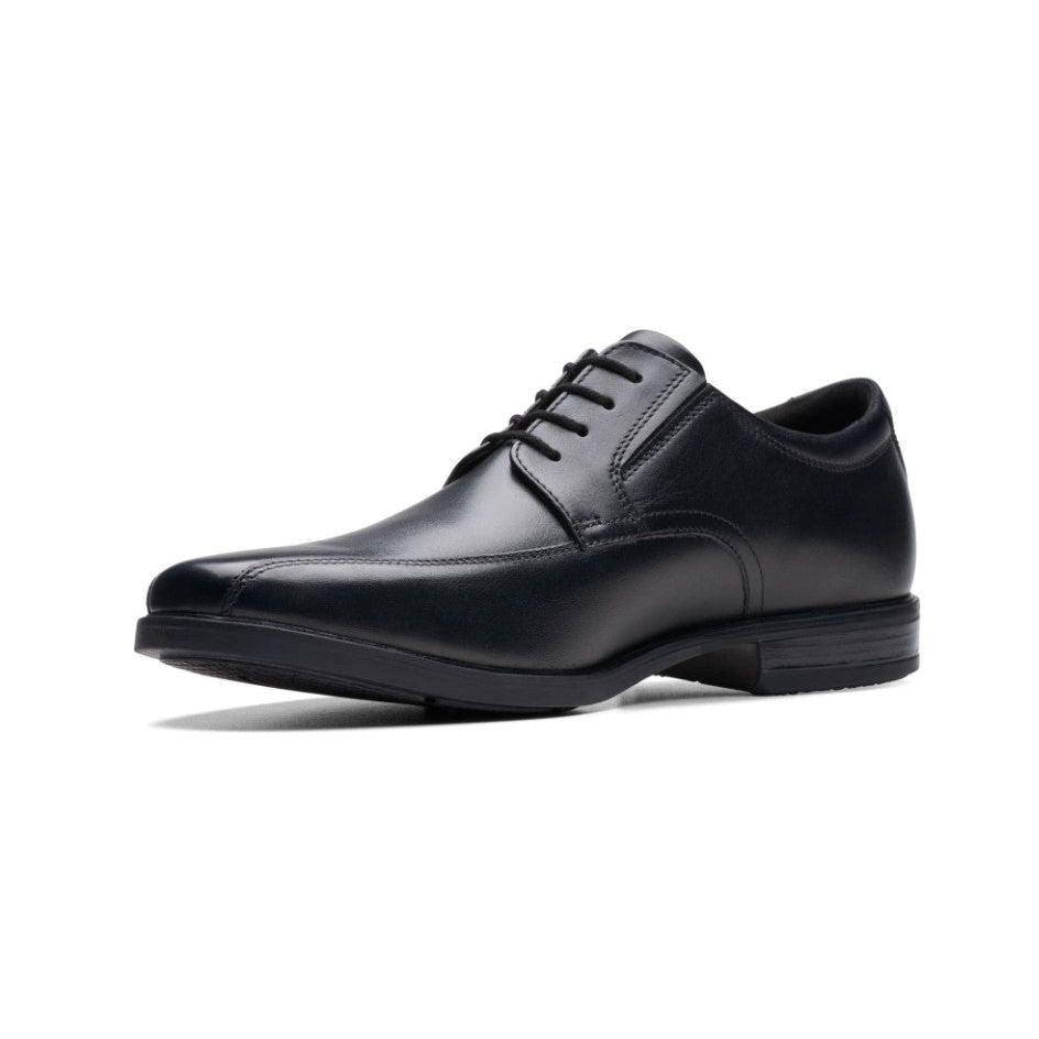 Clarks Mens Howard Over Shoe Black Leather