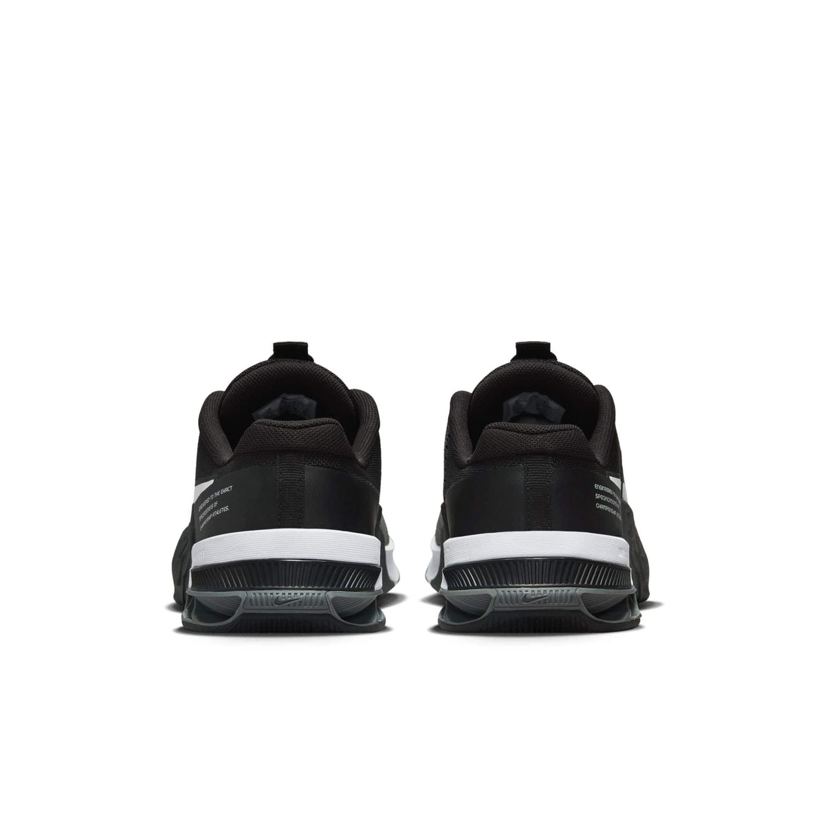 Metcon 8 Sneakers - Premium Brand Shoes for Men and Women