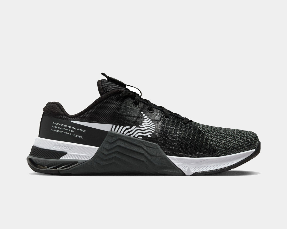Metcon 8 Sneakers - Premium Brand Shoes for Men and Women