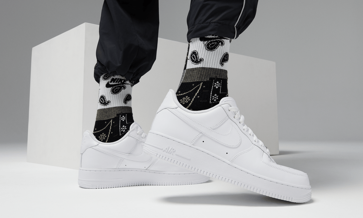 Air Force 1 '07 Sneakers - Premium Brand Shoes for Men and Women