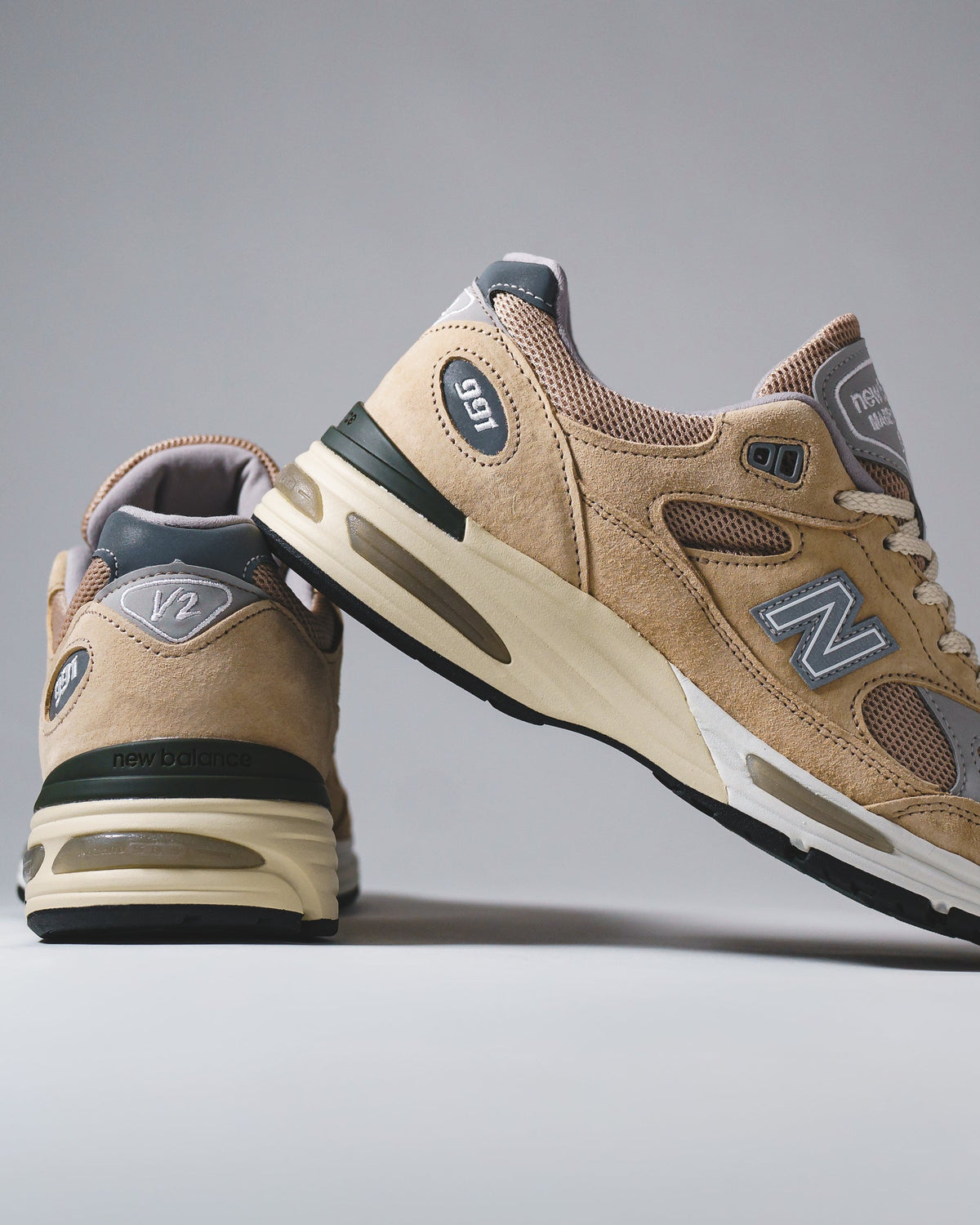 New Balance Unisex Made in UK 991v2 Cuban Sand U991BE2