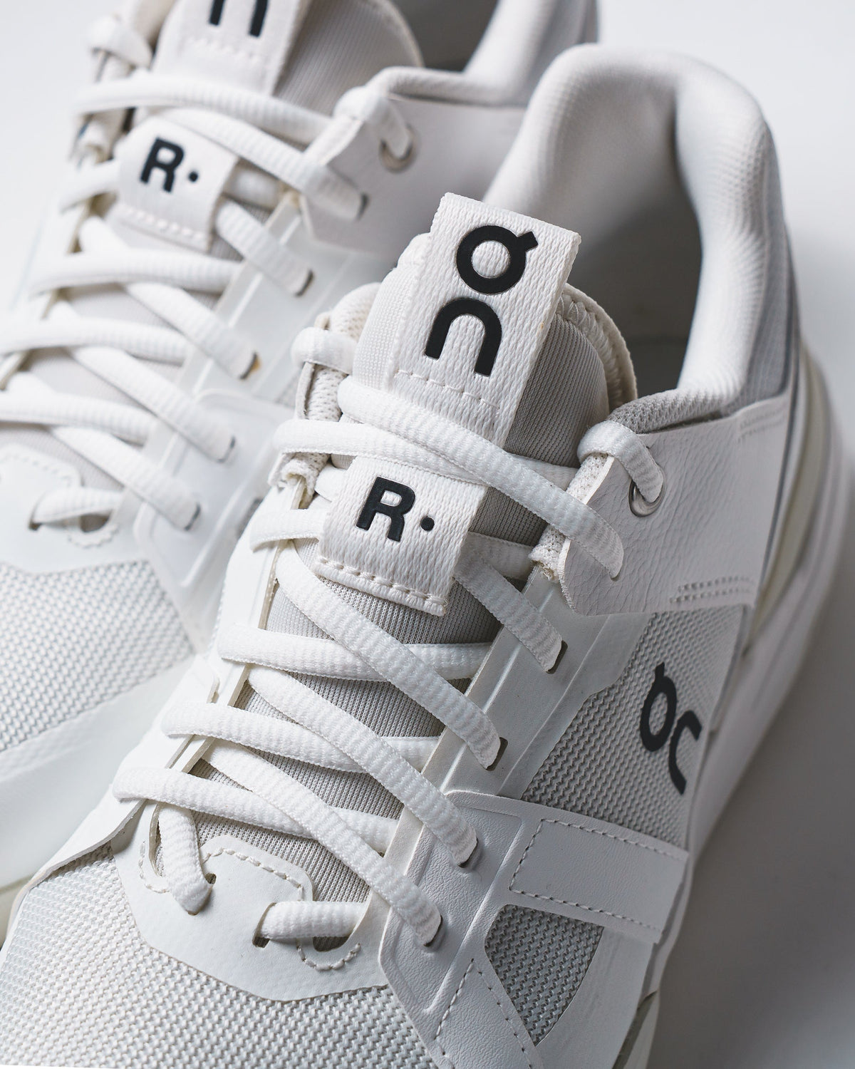 ON Men THE ROGER Clubhouse Pro White Ice 3MD30030202