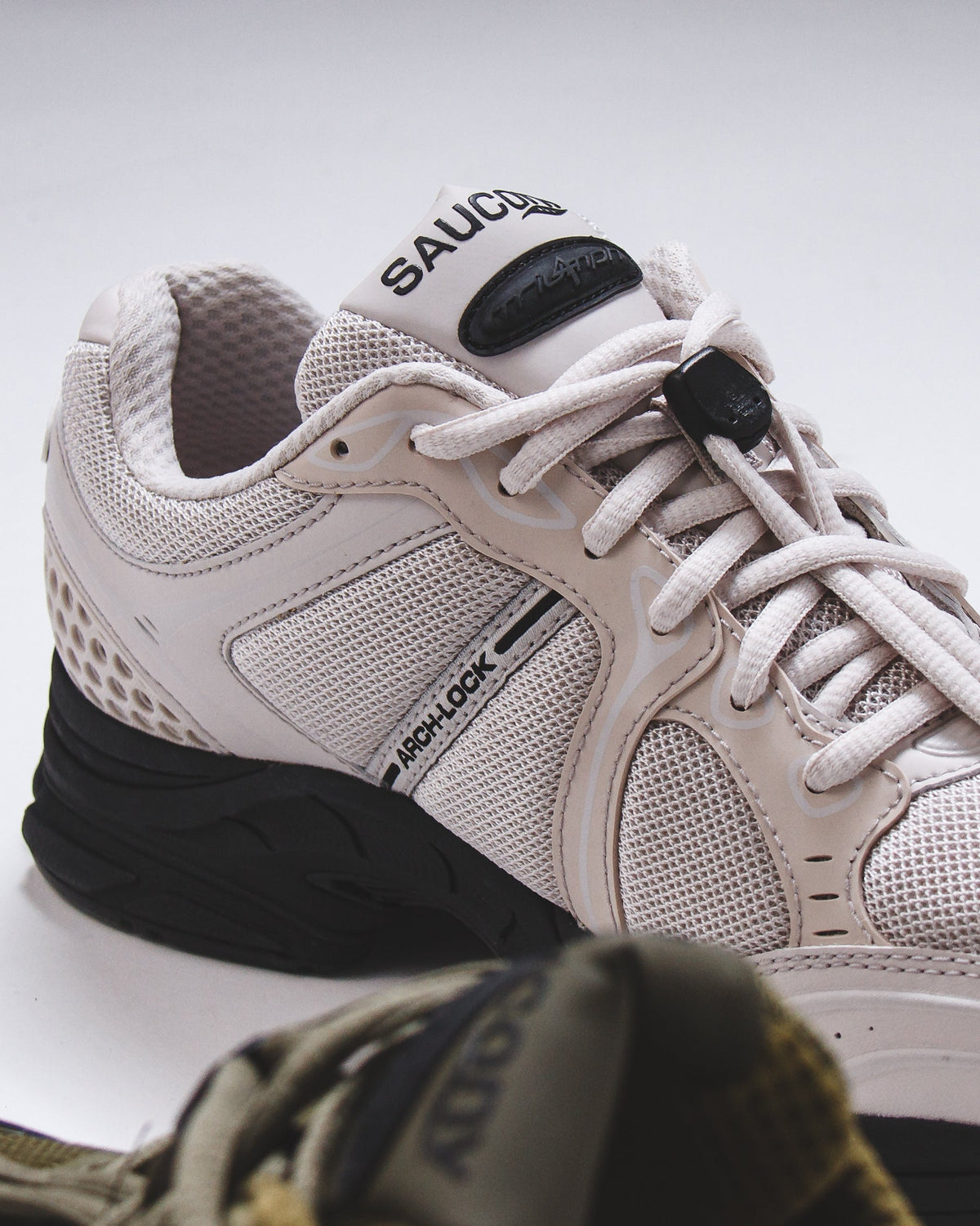 Saucony Men ProGrid Triumph 4 Gorpcore White Sand S70758-4